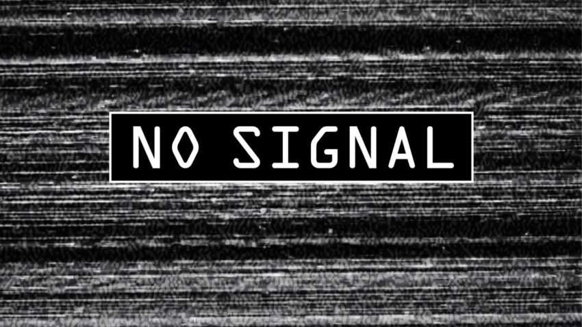Brak odbioru sygnału satelitarnego.