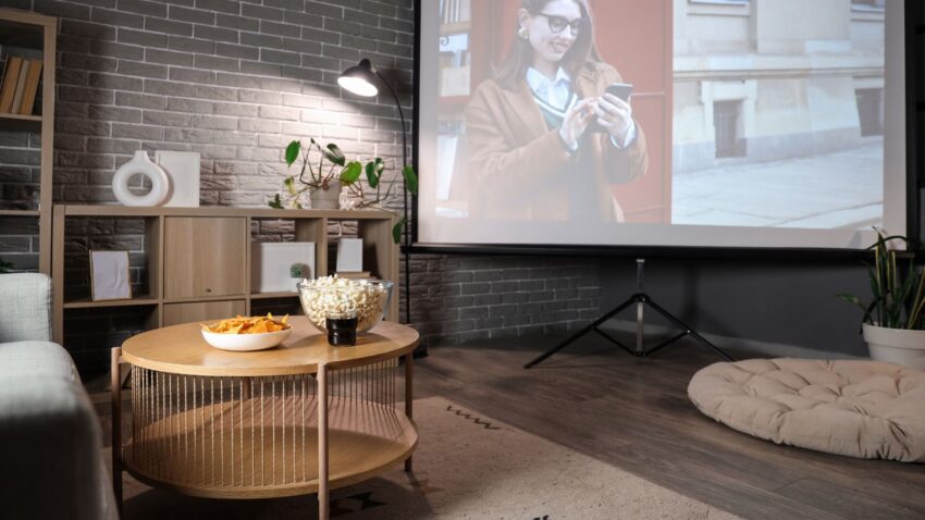 Sprzęt kina domowego z drugiej ręki.